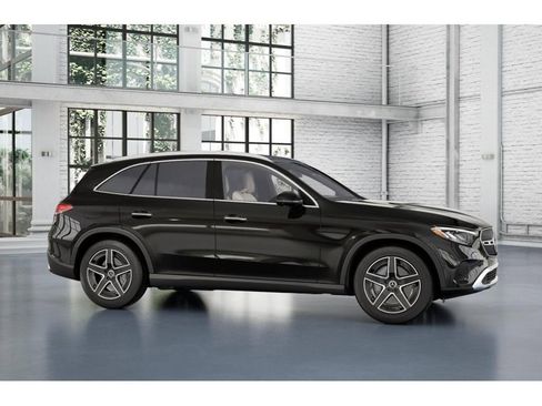 New 2026 Mercedes-Benz GLC 300 image 14