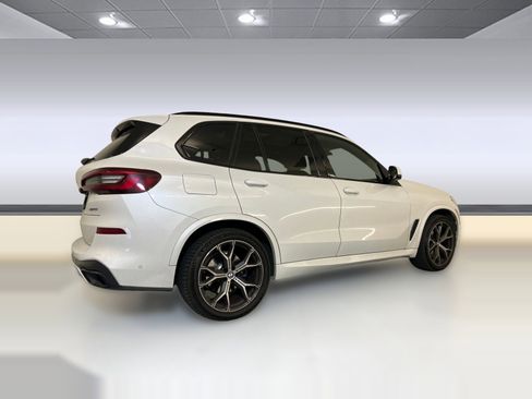 Used 2022 BMW X5 xDrive40i w/ M Sport Package AWD/4WD image 8