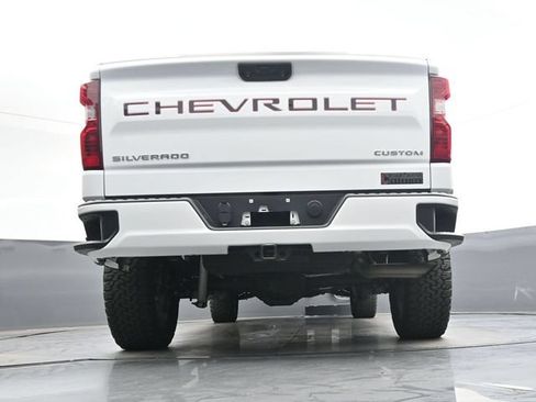 Used 2023 Chevrolet Silverado 1500 Custom AWD/4WD image 30