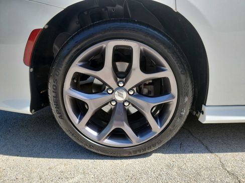 Used 2019 Dodge Charger GT RWD image 11
