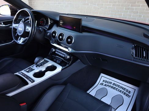 Used 2023 Kia Stinger GT2 RWD image 30