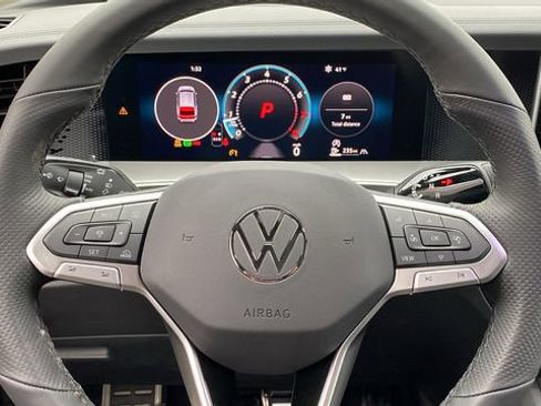 New 2026 Volkswagen Tiguan SE R-Line AWD/4WD image 14