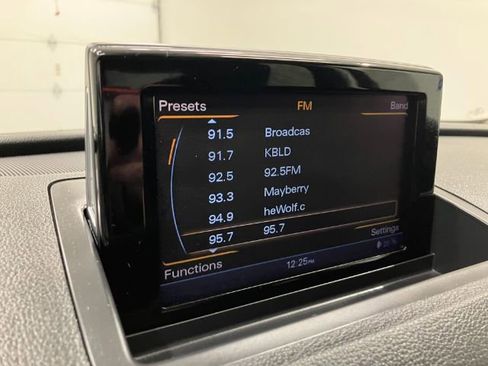 Used 2016 Audi Q3 2.0T Premium Plus image 38