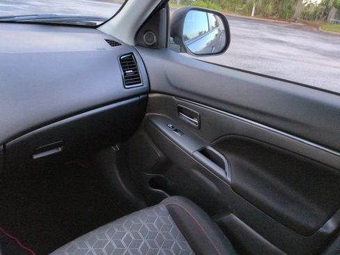 Used 2026 Mitsubishi Outlander Sport AWD image 16
