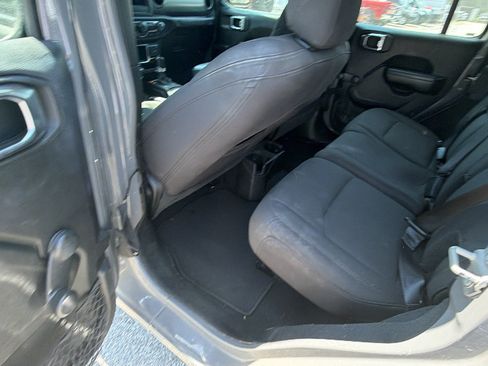 Used 2023 Jeep Wrangler Unlimited Sport AWD/4WD image 22