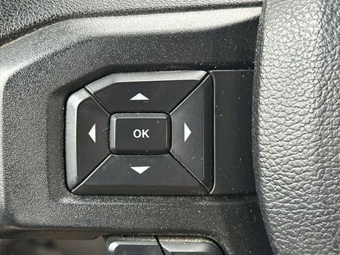 Used 2020 Ford F150 XLT image 35