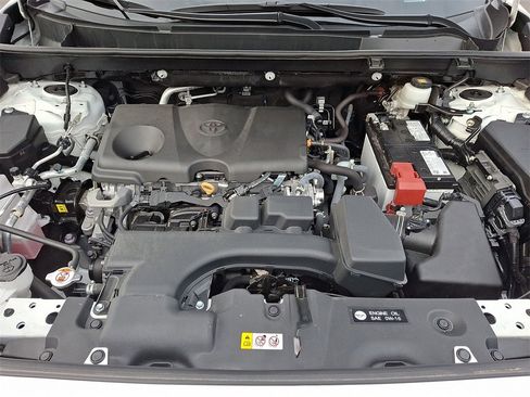 Used 2024 Toyota RAV4 XLE image 28