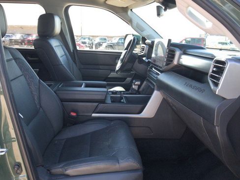 Used 2022 Toyota Tundra SR5 w/ SR5 Premium Package AWD/4WD image 33