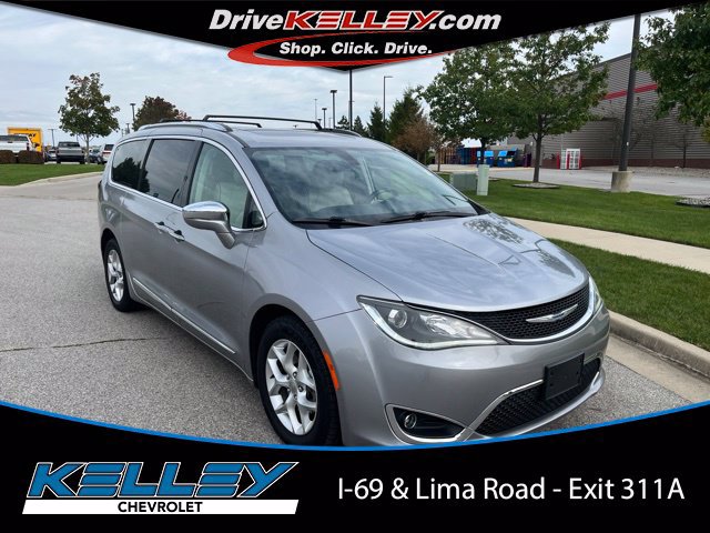 Used 2019 Chrysler Pacifica Limited FWD image 1