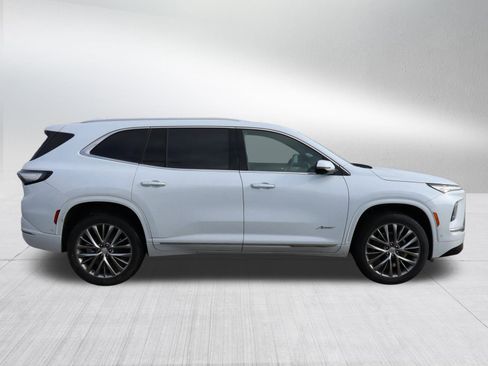 New 2026 Buick Enclave Avenir w/ Super Cruise Package image 8