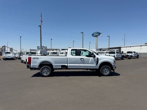 New 2026 Ford F250 XL w/ XL Chrome Package AWD/4WD image 2