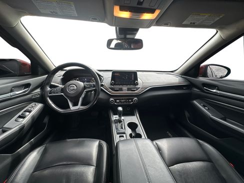 Used 2019 Nissan Altima 2.5 Platinum AWD/4WD image 12