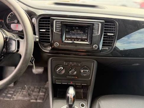 Used 2016 Volkswagen Beetle 1.8T image 10