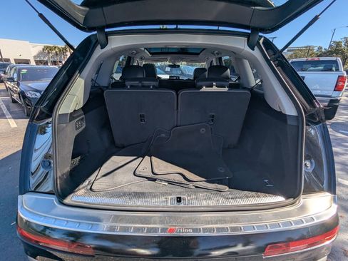 Used 2017 Audi Q7 3.0T Premium Plus image 25