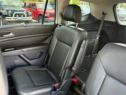 Used 2019 Volkswagen Atlas SE w/ Panoramic Sunroof Package FWD image 30