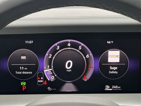 New 2026 Volkswagen Tiguan SE R-Line image 15