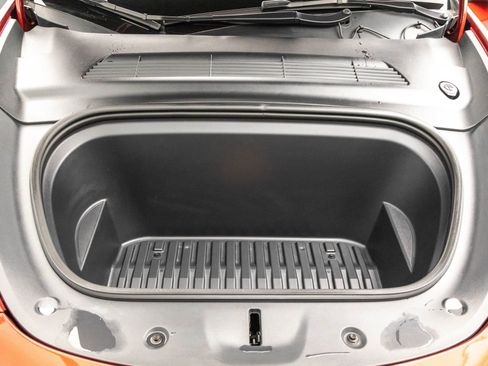 Used 2022 Tesla Model Y Long Range image 41