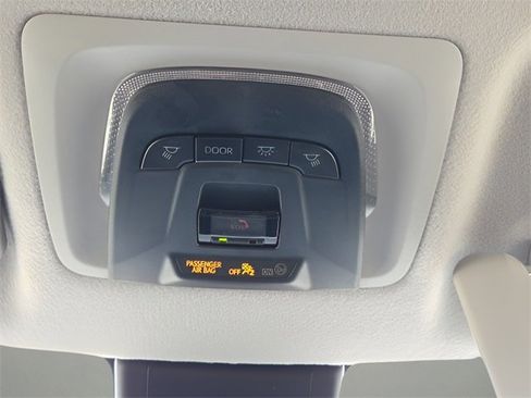 Used 2022 Toyota Corolla Cross LE image 28