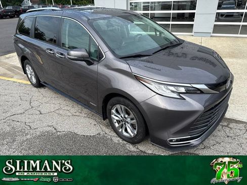 Used 2021 Toyota Sienna Limited AWD/4WD image 1