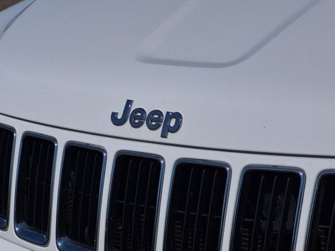 Used 2015 Jeep Grand Cherokee Limited AWD/4WD image 12