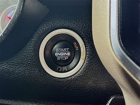 Used 2022 RAM 3500 Laramie image 27