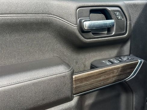 Used 2022 Chevrolet Silverado 1500 LT Trail Boss w/ Convenience Package II image 16