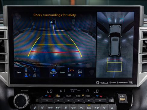 Used 2024 Toyota Sequoia Platinum image 26