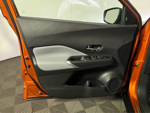 Certified 2023 Nissan Kicks SR w/ SR Premium Package FWD image 22
