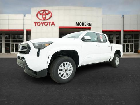 New 2025 Toyota Tacoma SR5 image 6