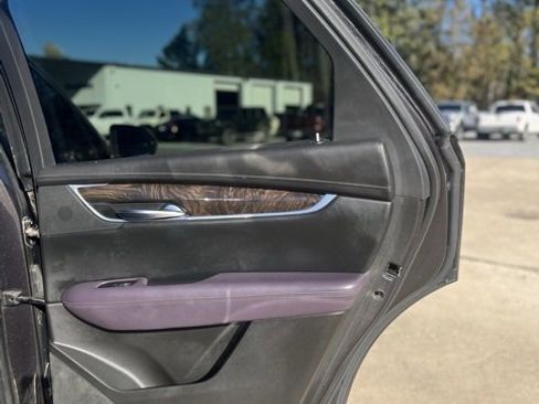 Used 2017 Cadillac XT5 Premium Luxury w/ Driver Assist Package image 24