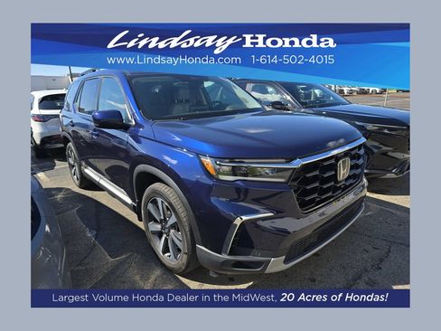 Used 2023 Honda Pilot Touring image 1