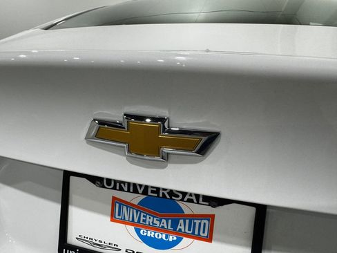 Used 2021 Chevrolet Malibu LT image 28