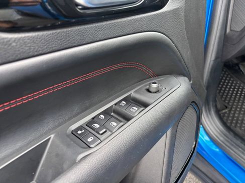 Used 2025 Jeep Compass Trailhawk AWD/4WD image 25