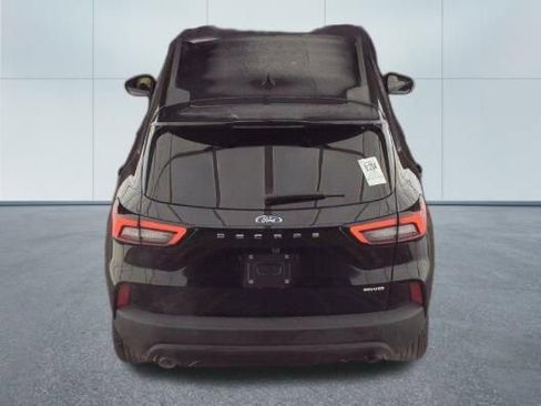 Used 2025 Ford Escape ST-Line image 5