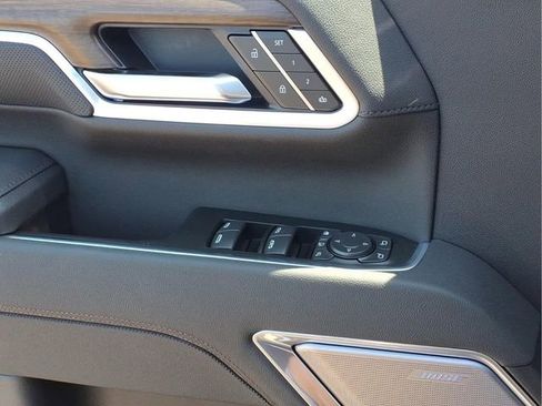 New 2026 Chevrolet Silverado 2500 High Country w/ High Country Premium Package AWD/4WD image 14