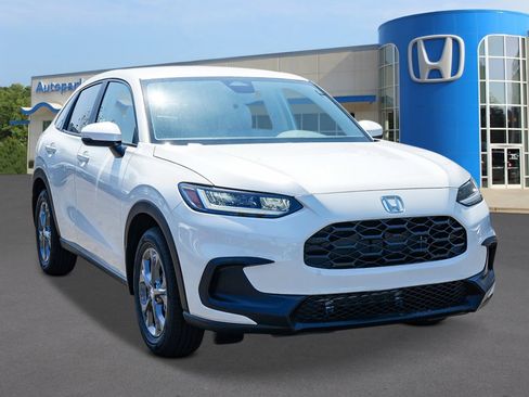 New 2026 Honda HR-V LX image 5