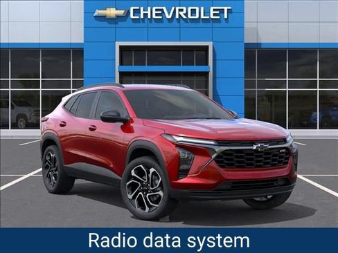 New 2026 Chevrolet Trax RS w/ Driver Confidence Package FWD image 8