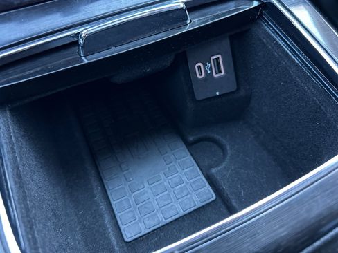 Used 2023 Lincoln Nautilus Reserve w/ Luxury Package image 30