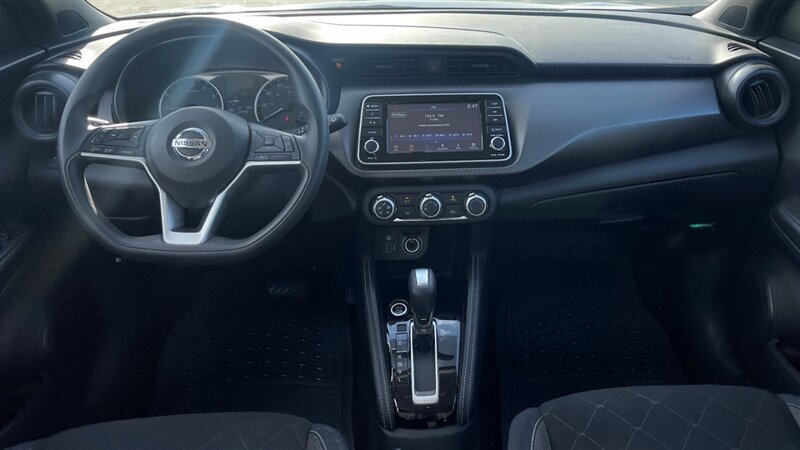 Used 2018 Nissan Kicks S FWD image 11