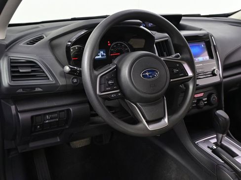 Used 2019 Subaru Impreza 2.0i image 11
