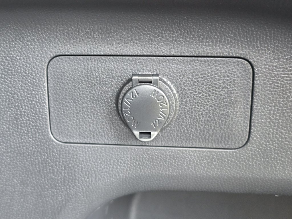 Used 2023 Toyota RAV4 XLE FWD image 14