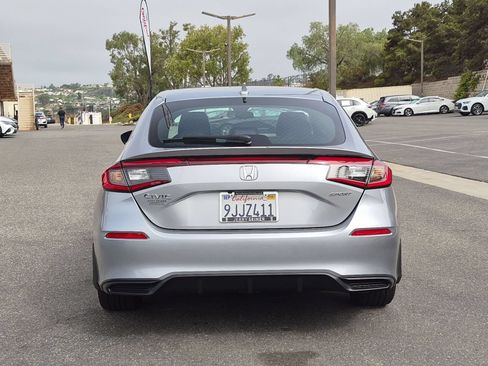 Used 2024 Honda Civic Sport image 4