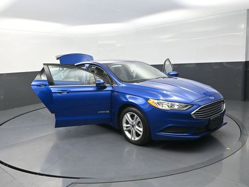 Used 2018 Ford Fusion S image 31