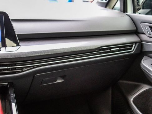 Used 2024 Volkswagen GTI SE image 17