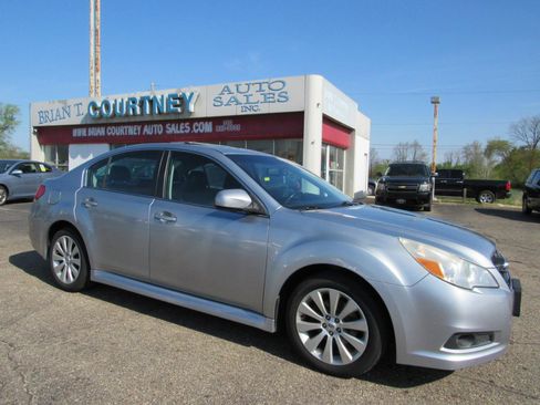 Used 2012 Subaru Legacy 2.5i Limited AWD/4WD image 2