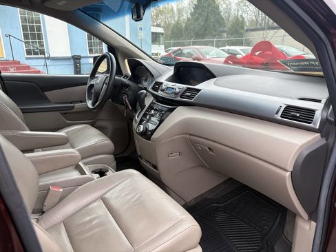 Used 2012 Honda Odyssey EX-L image 18