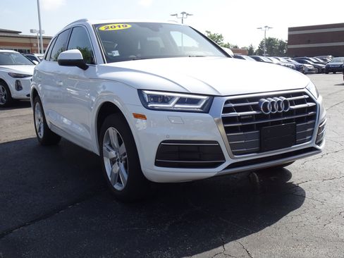 Used 2019 Audi Q5 2.0T Premium Plus w/ Premium Plus Package AWD/4WD image 6