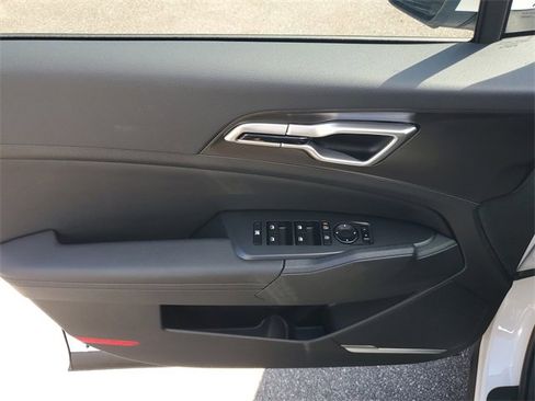 New 2026 Kia Sportage EX w/ EX Panorama Roof Package image 21