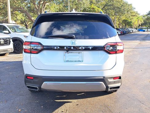 New 2026 Honda Pilot EX-L image 5