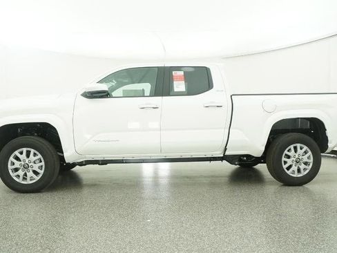 New 2025 Toyota Tacoma SR5 image 21